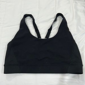Black sports bra